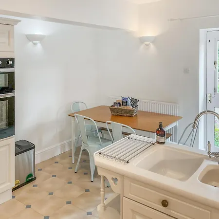 Aspen Grove Tatil Evi